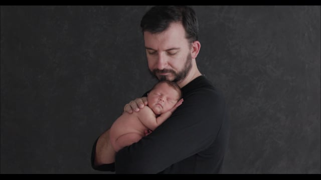 PARENT POSING – 3 – Father Posing