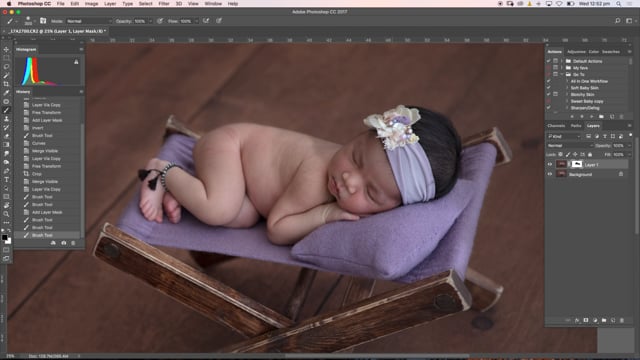 NEWBORN EDITING WORKSHOP – Baby on Purple Bed
